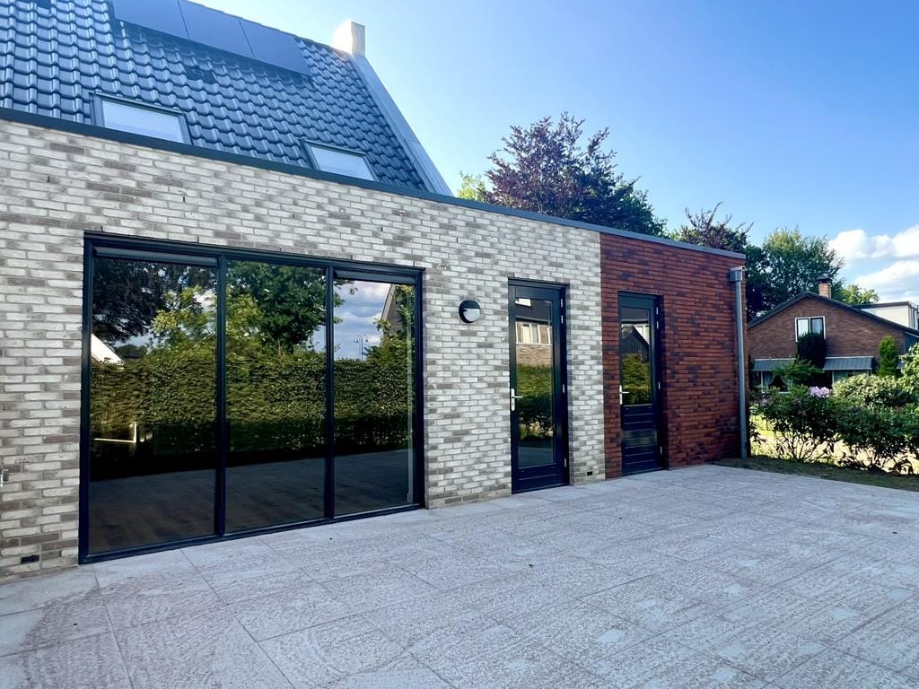 House Image 5