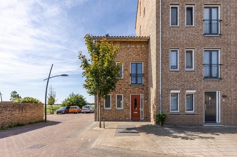 Veenland 7 main image