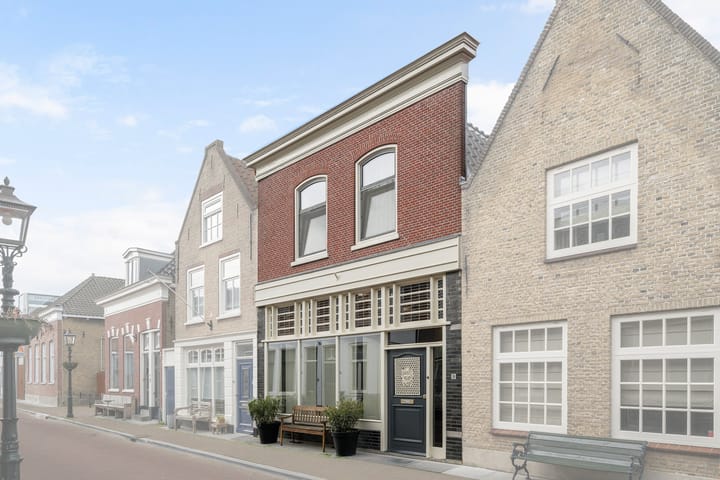 Zuiddijk 10 main image