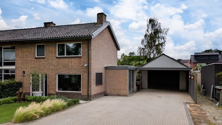 Burgemeester van Dorth tot Medlerstraat 17 main image