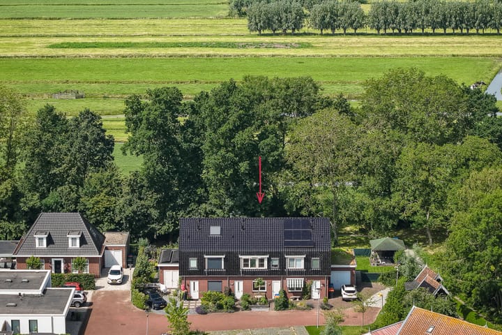 Waal 33 main image