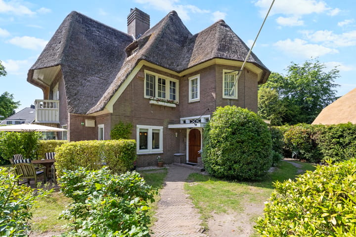 Hogeweg 35 main image