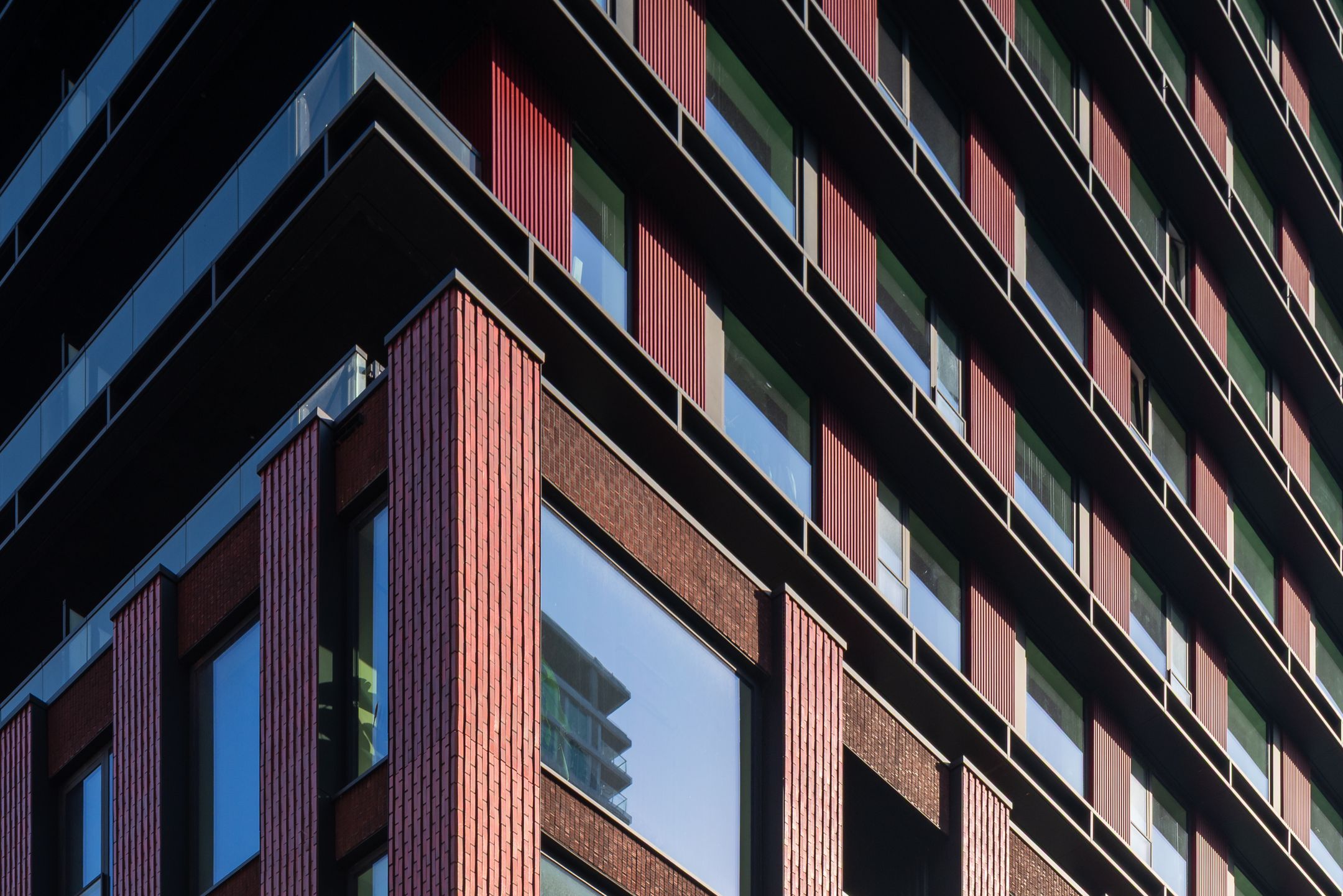Foto 5 van SPOT Amsterdam | Scarlet
