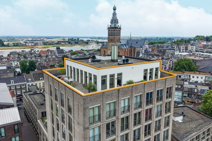 Hertog van Berryplein 40 main image
