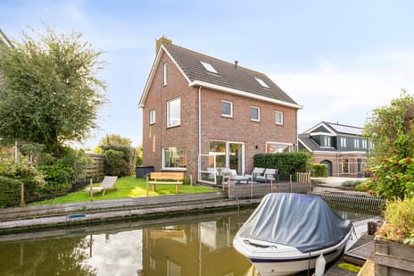 Sluis 13 main image