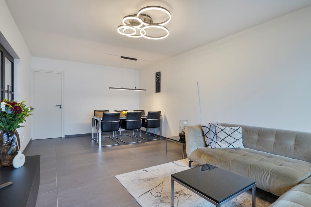 House Image 5
