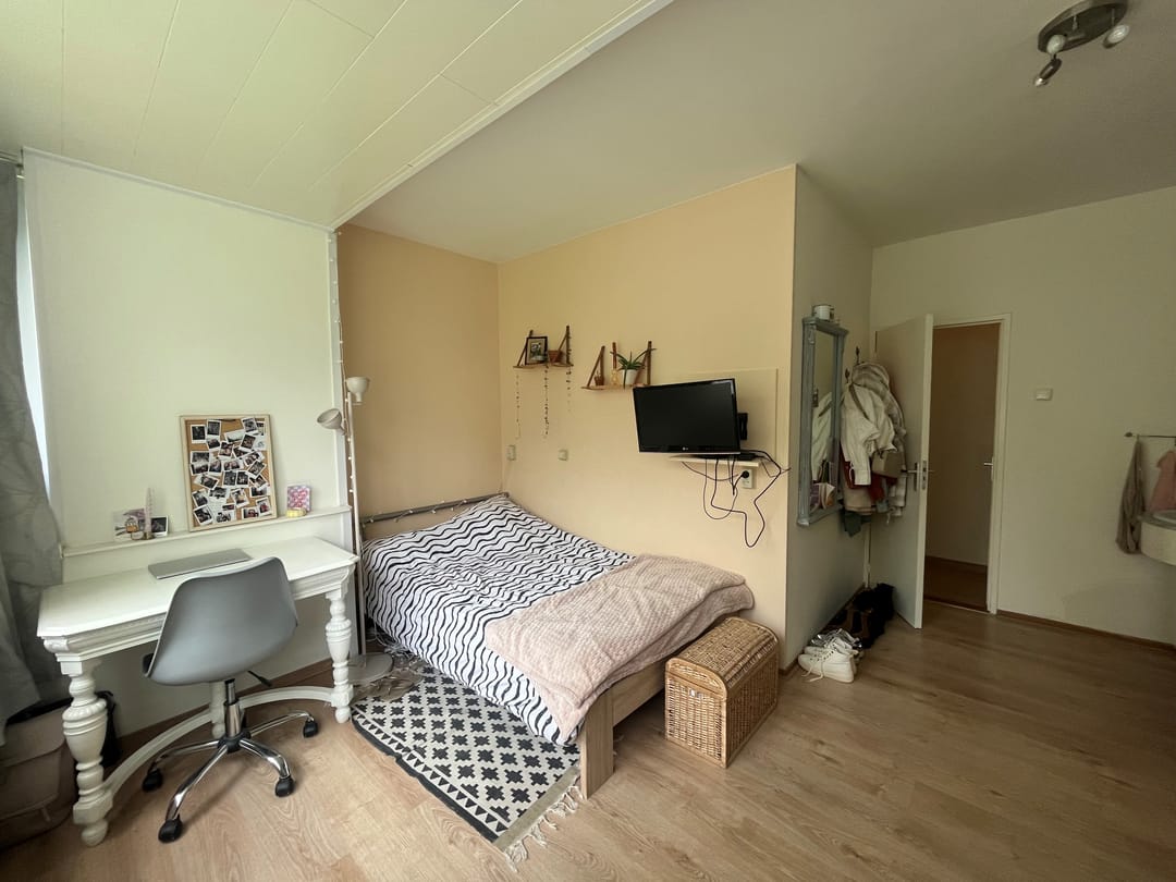 House Image 5