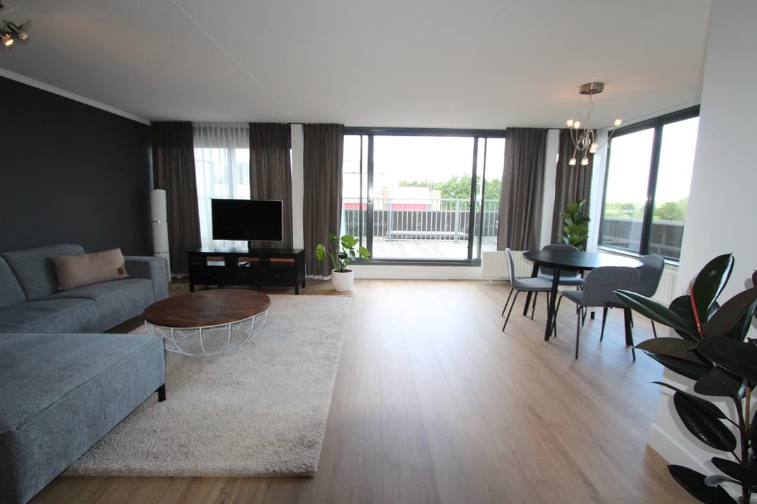 House Image 2