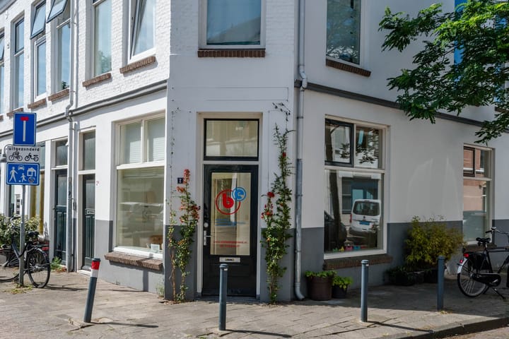Ruysdaelstraat 2 main image