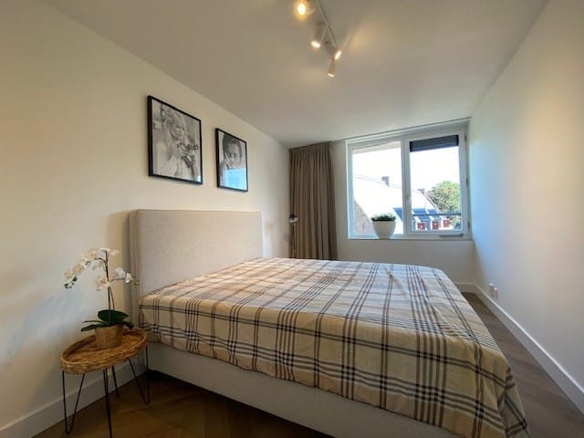 House Image 5