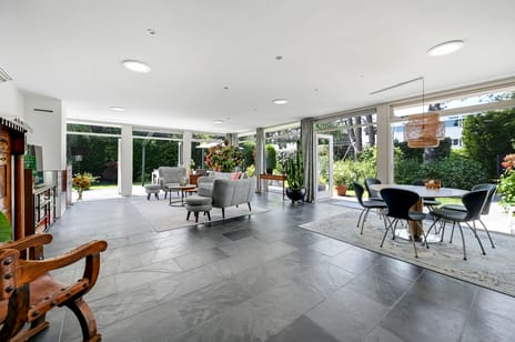 Jan van Hooflaan 1 secondary image