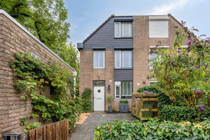 Van Gentswei 44 main image