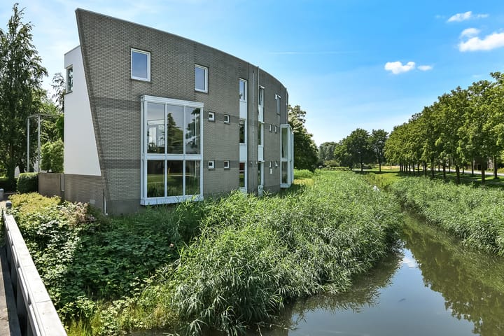 Henriëtte Roland Holstlaan 27 main image