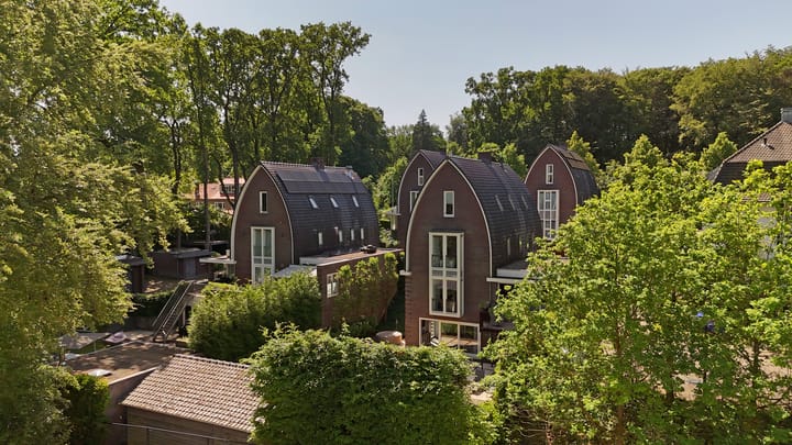Graaf van Rechterenweg 51-C main image