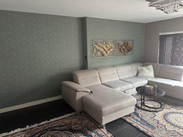House Image 5