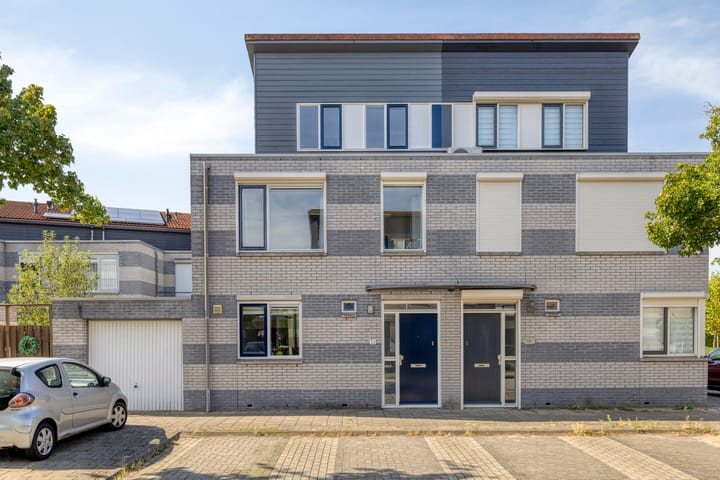 Wim Sonneveldstraat 32 main image