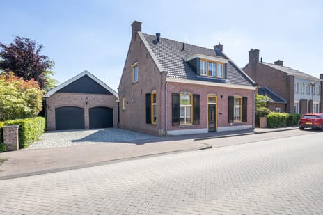 Onze Lieve Vrouwestraat 120 main image