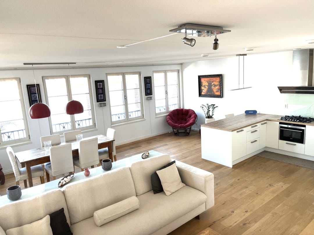 House Image 2
