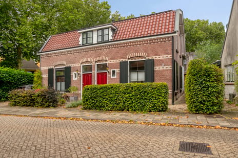 Prins Bernhardweg 19 main image
