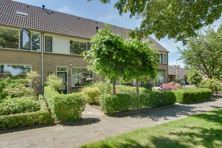 de Graaff 64 main image