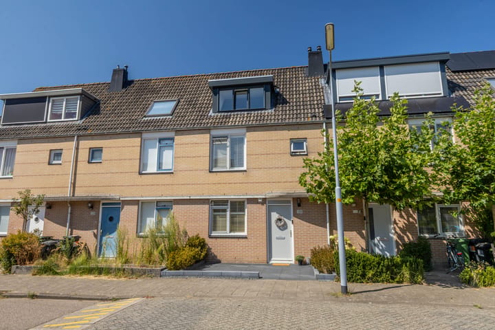 Femina Mullerstraat 130 main image