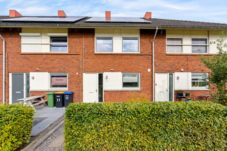 Minstreel 19 secondary image