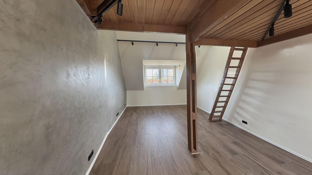 House Image 4