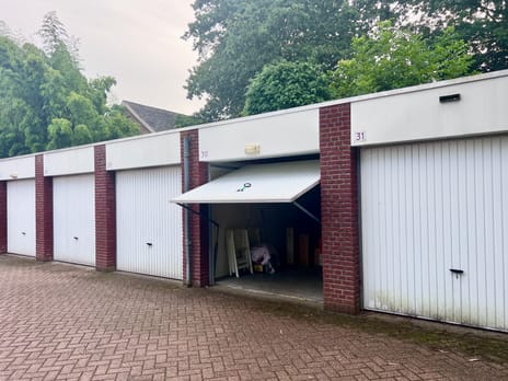 Hoge Ham 30 Rood