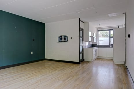 Spinner 82 secondary image