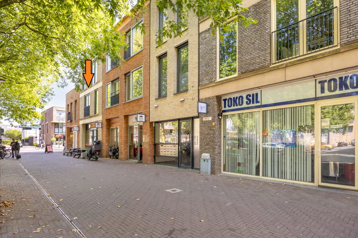 Almkerkplein 8 main image