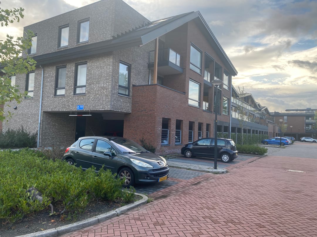 House Image 2