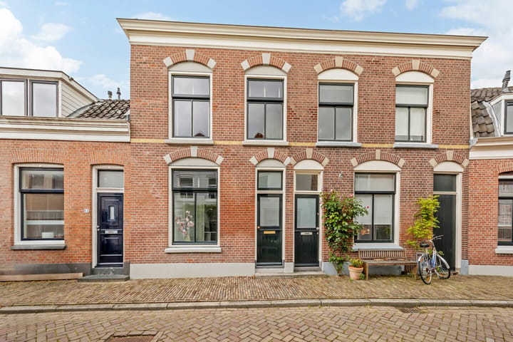Middenstraat 83 main image