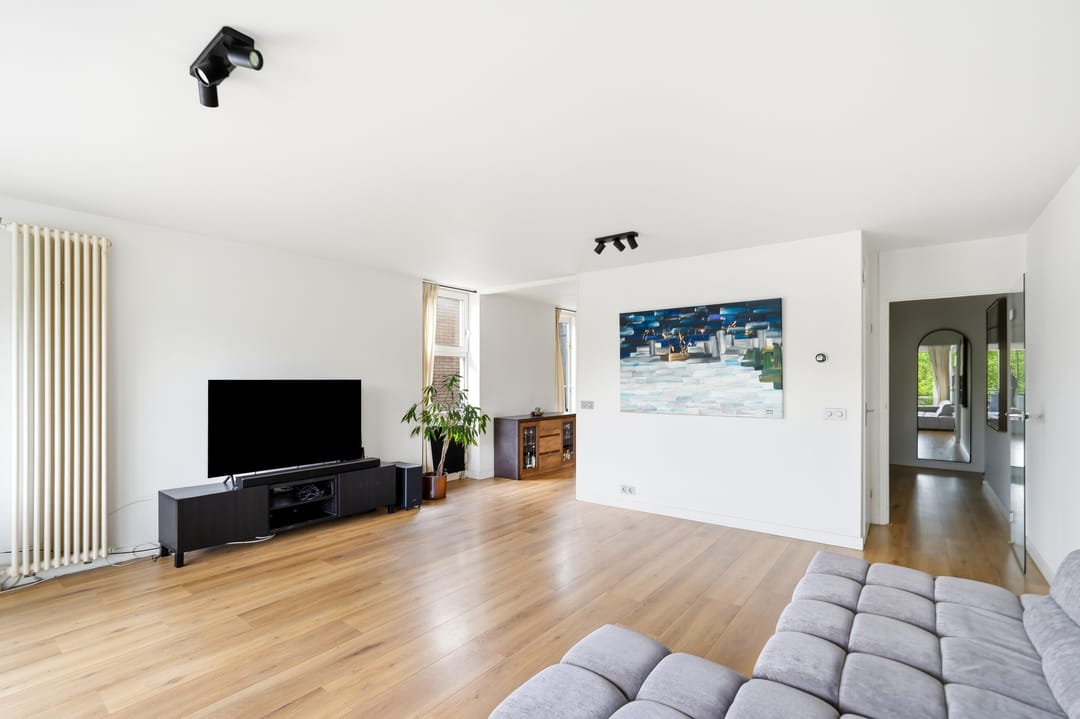 House Image 5