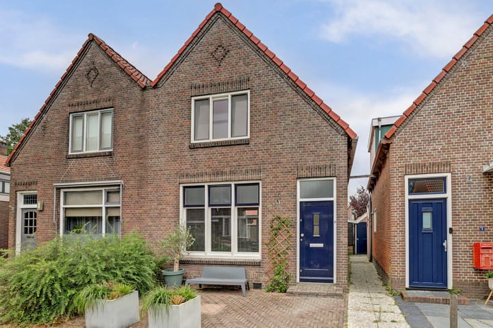 Jan Bogtstrastraat 3 main image