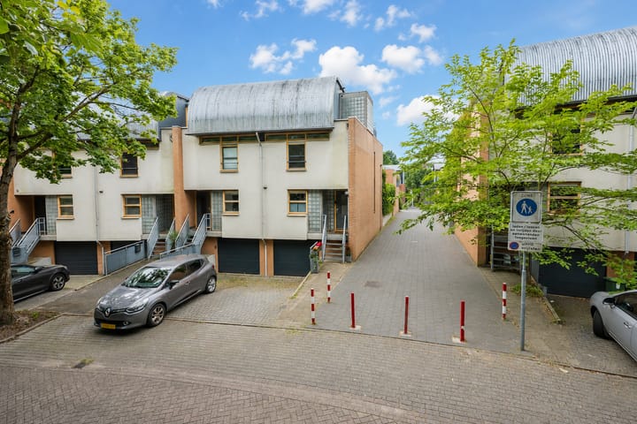 Esdoorn 24-A main image
