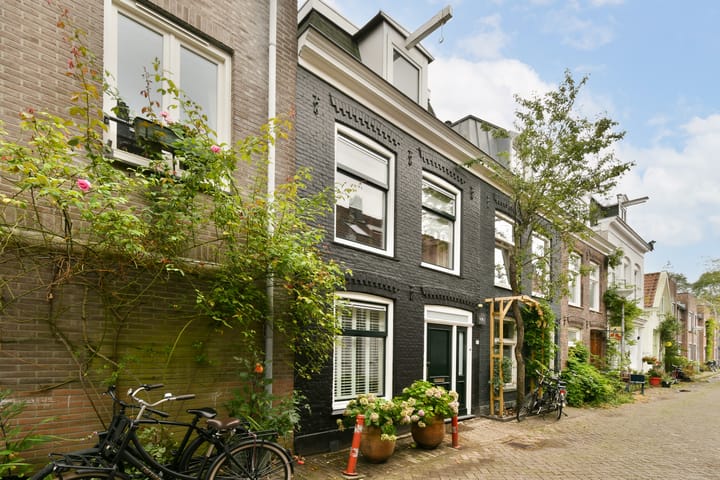 Linnaeusdwarsstraat 20 main image