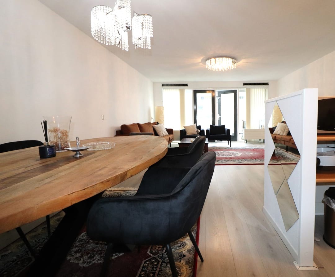 House Image 5