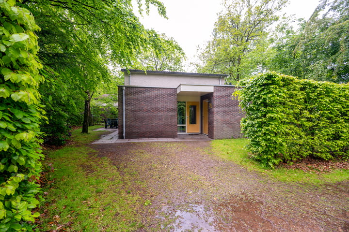 Krimweg 140-B31 main image