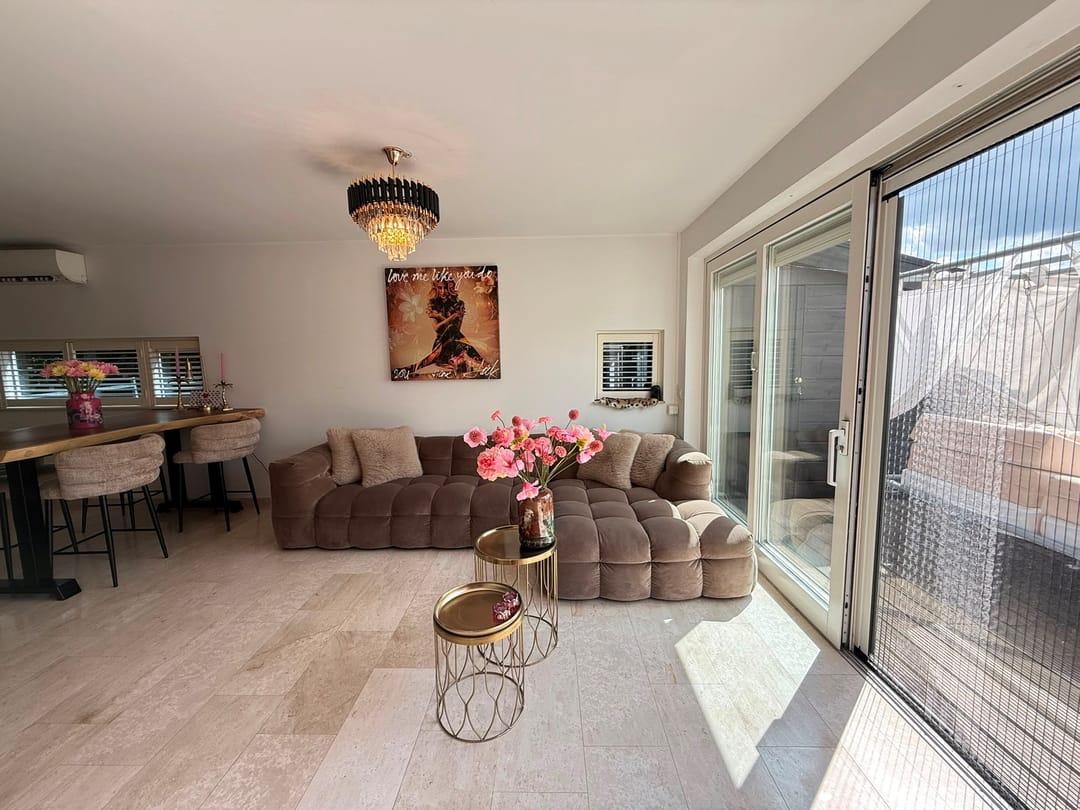 House Image 2