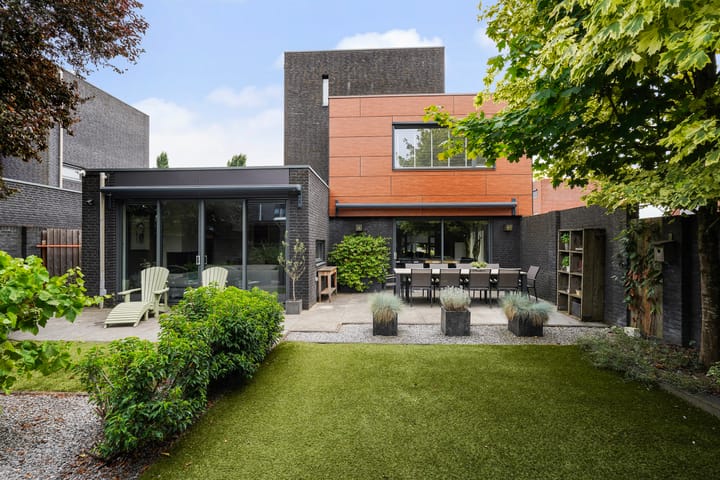 Villa Dotterbloem 25 main image