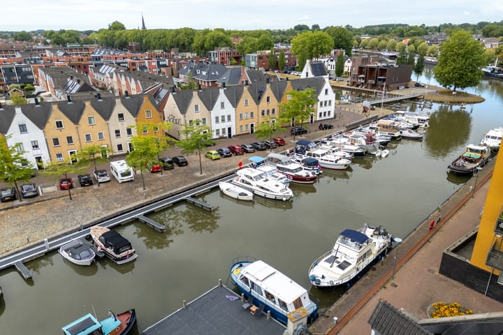 IJzerwerf 8 main image