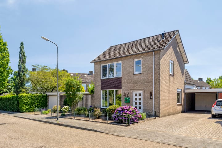 Simon van den Berghstraat 42 main image