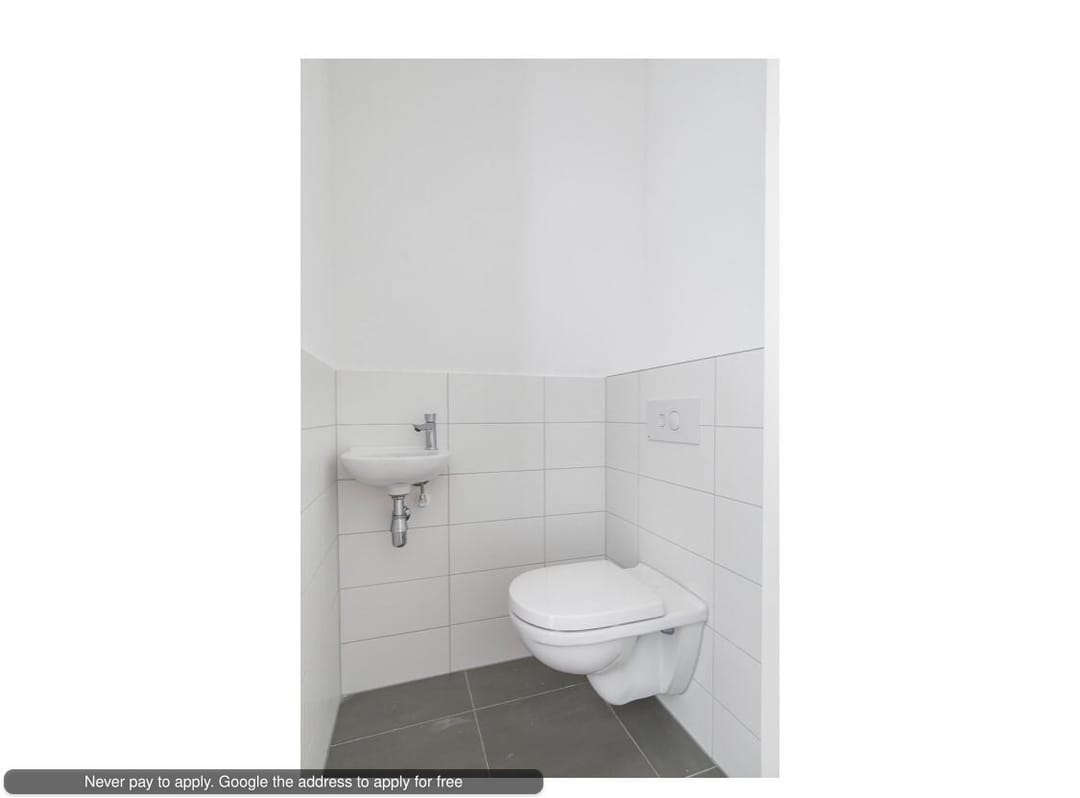 House Image 5
