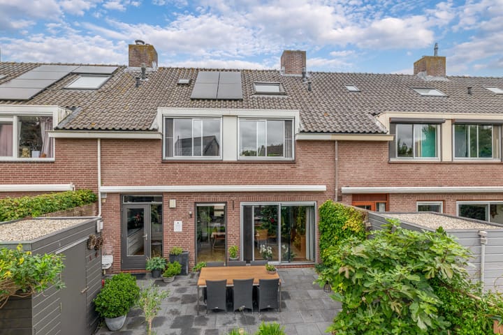 Den Hoeff 41 main image
