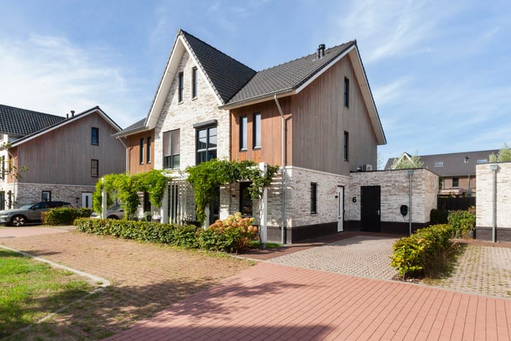 Frederika Meyboomhof 6 main image