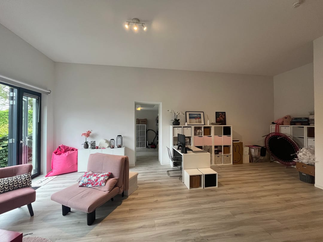 House Image 4