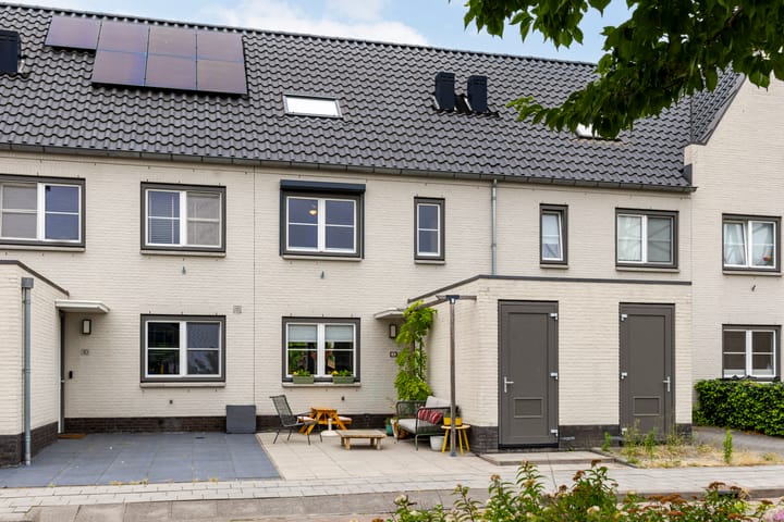 Benedenveer 8 main image