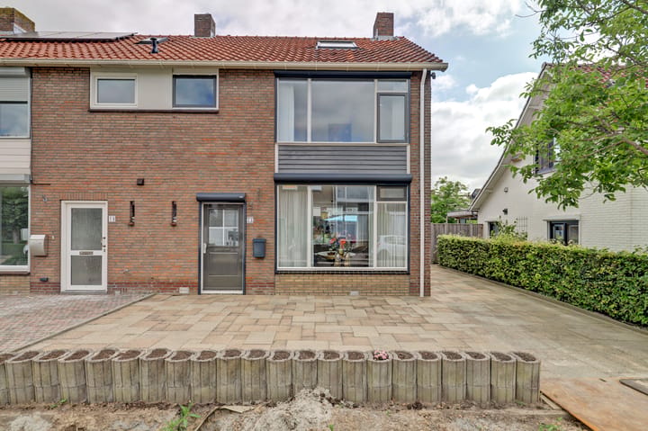 Koningin Emmastraat 16 main image
