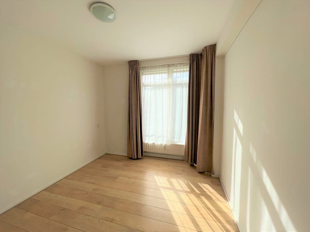 House Image 5