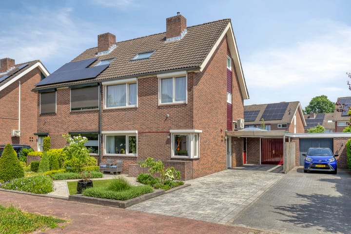 Planetenstraat 42 main image